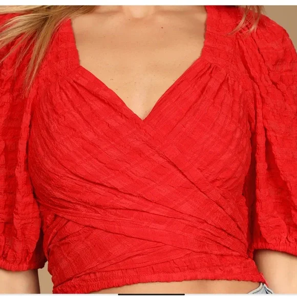 Lulus love of sunshine red puff sleeve wrap crop top NWT size medium - Picture 9 of 9